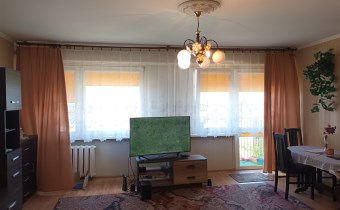 -pokój I z wyjściem na balkon