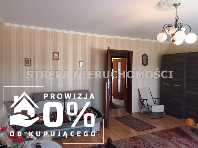 -pokój I z wyjściem na balkon