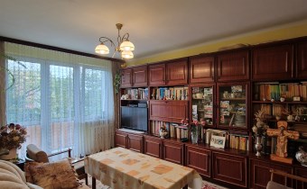 -pokoj I z wyjściem na balkon