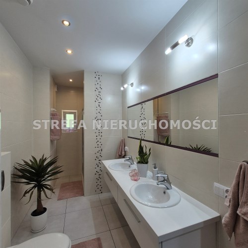 -łazienka z wc na parterze