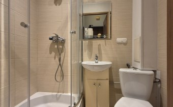 -łazienka z wc