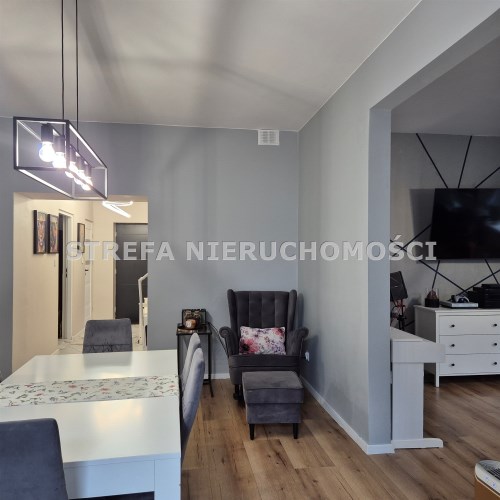 -pokój II (jadalnia)