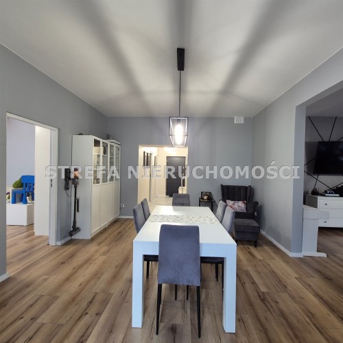 -pokój II (jadalnia)