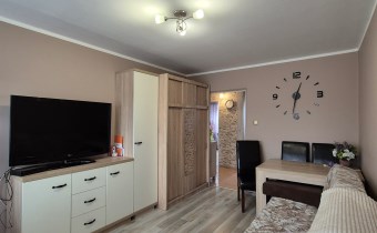 -pokój I z wyjściem na balkon