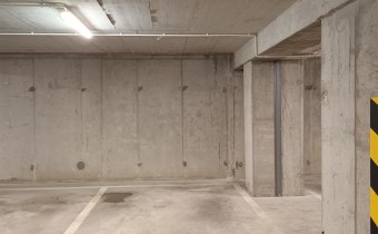 -miejsce w garażu podziemnym