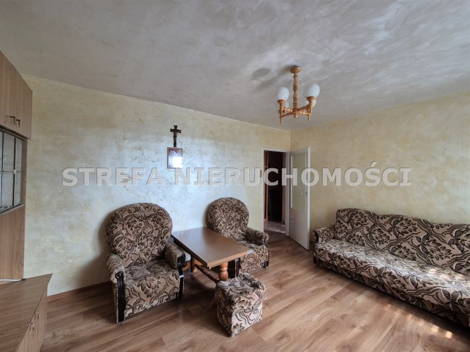 -pokój I z wyjściem na balkon