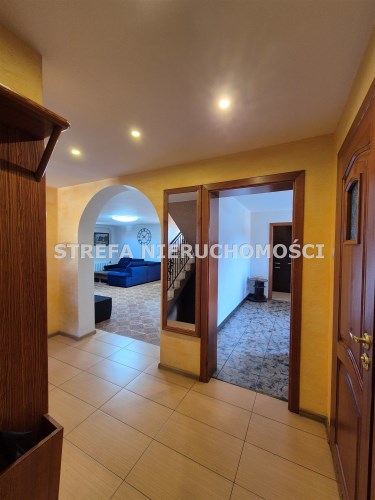 -parter: hall