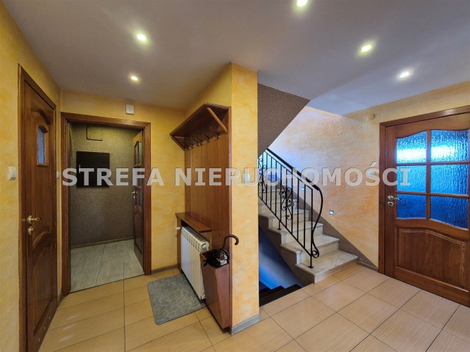 -parter: hall