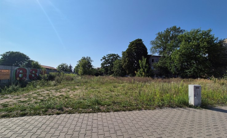 działka na sprzedaż - Tomaszów Mazowiecki