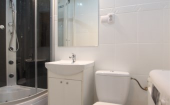 -łazienka z WC
